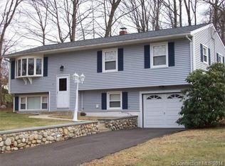 56 Diana Ln, Beacon Falls, CT 06403