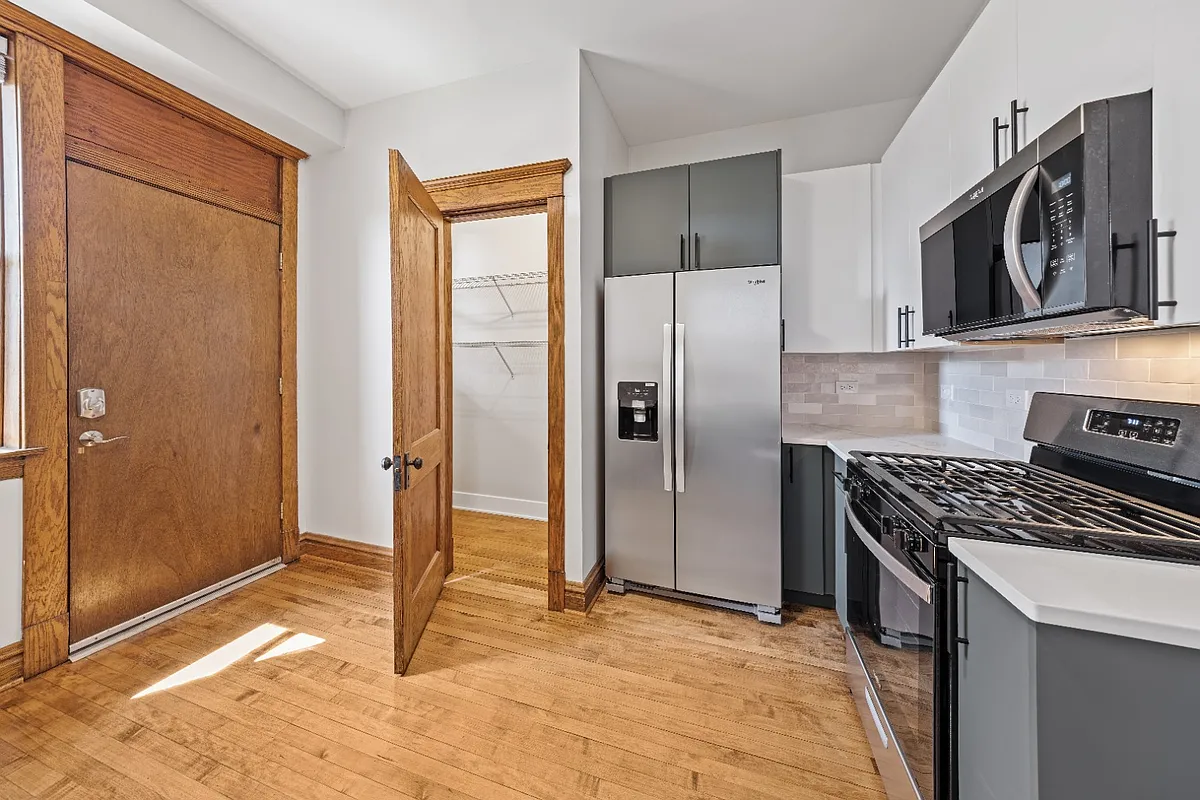 Building Photo - 3227 W Belden Ave #3225-G