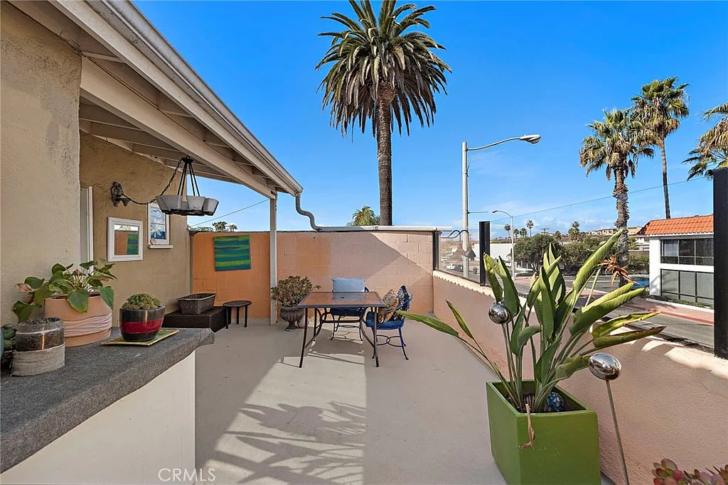 1 bed, 975 sqft, $3,750 — Photo 1