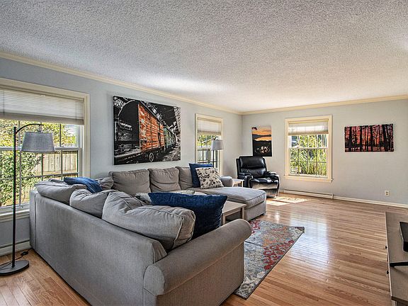 3rd image of 2021 Skyler Dr