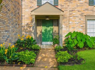 9623 Yearling Ct, Houston, TX 77065