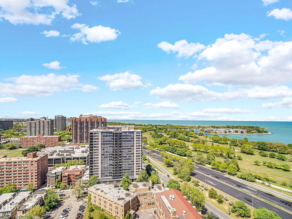 1st image of 3950 N Lake Shore Dr #907B
