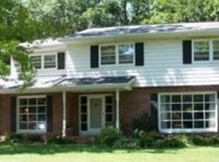 2665 Chatsworth Dr, Beloit, WI 53511