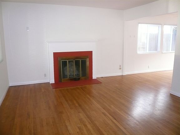 2nd image of 3421 Midvale Ave
