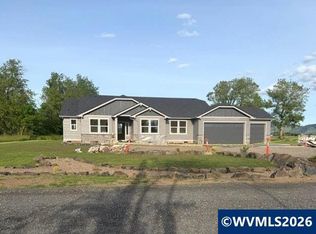 348 E Kisling Ave, Brownsville, OR 97327