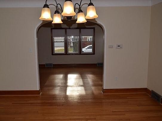 2nd image of 15178 Euclid Ave #Entry
