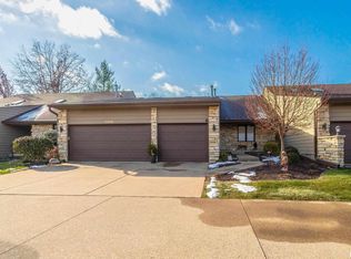 3349 E Ridge Dr, Bettendorf, IA 52722