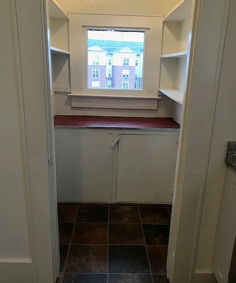 325 Highland Ave — Photo 8