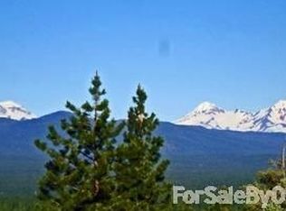 1918 NW Perspective Dr, Bend, OR 97701