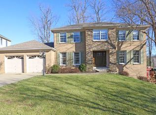 8213 Indian Trail Dr, Cincinnati, OH 45243