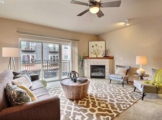 15325 NW Central Dr UNIT 310, Portland, OR 97229