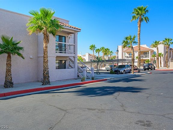 3rd image of 1944 Las Palmas Ln APT 273