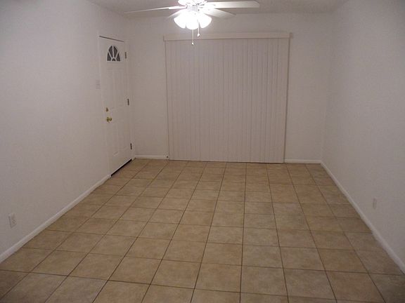 3rd image of 418 Artemis Dr