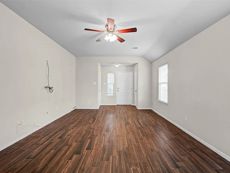 5939 Brenwood Trails Ln — Photo 7