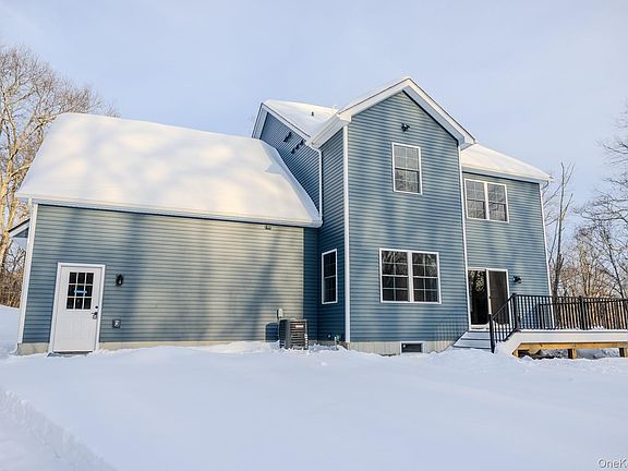 2nd image of 195 Mulford Road