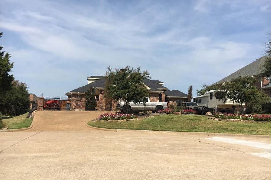 1st image of 1520 Bay Valley Cir