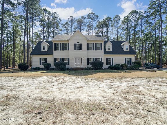2nd image of 112 Parkwood Court