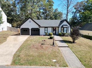 1089 Legacy Ln, Lawrenceville, GA 30044