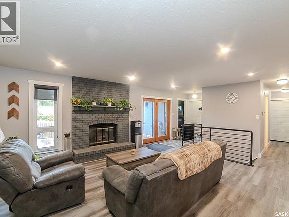 4th image of 11219 Gardiner Dr