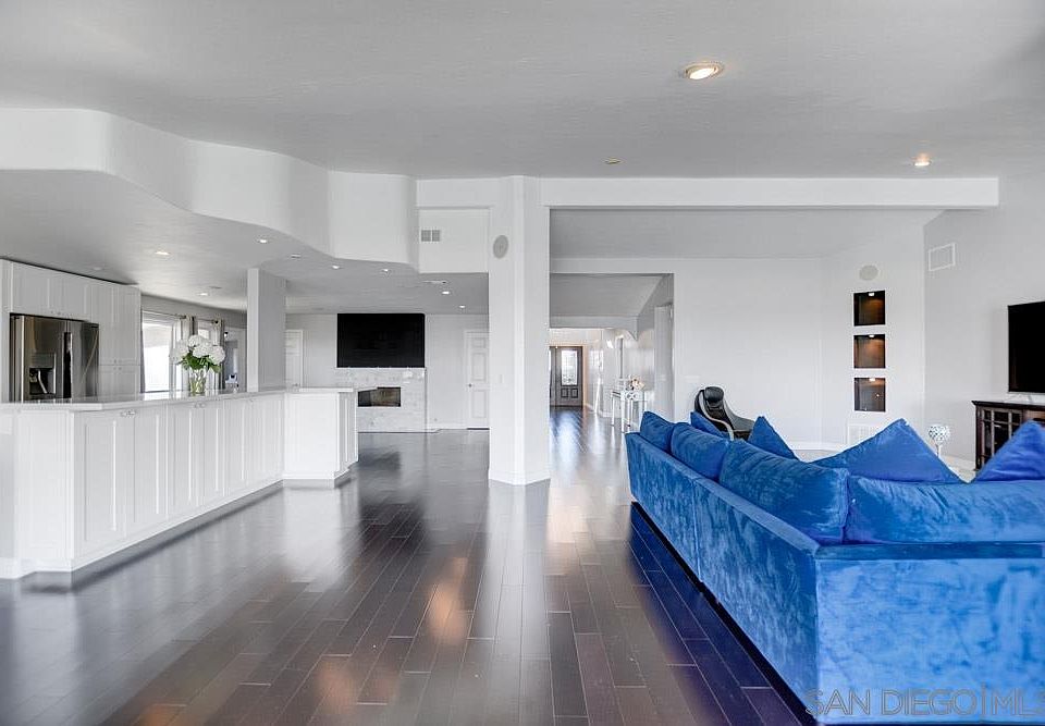 1st image of 1579 Alta La Jolla Dr