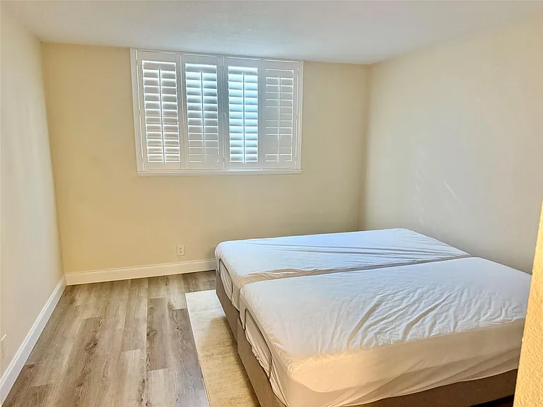 812 Briny Ave #10A — Photo 7