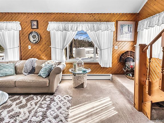 5th image of 7727 Bald Hill Rd