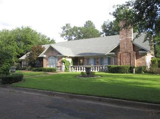 606 Dunklin Ave, Greenwood, MS 38930