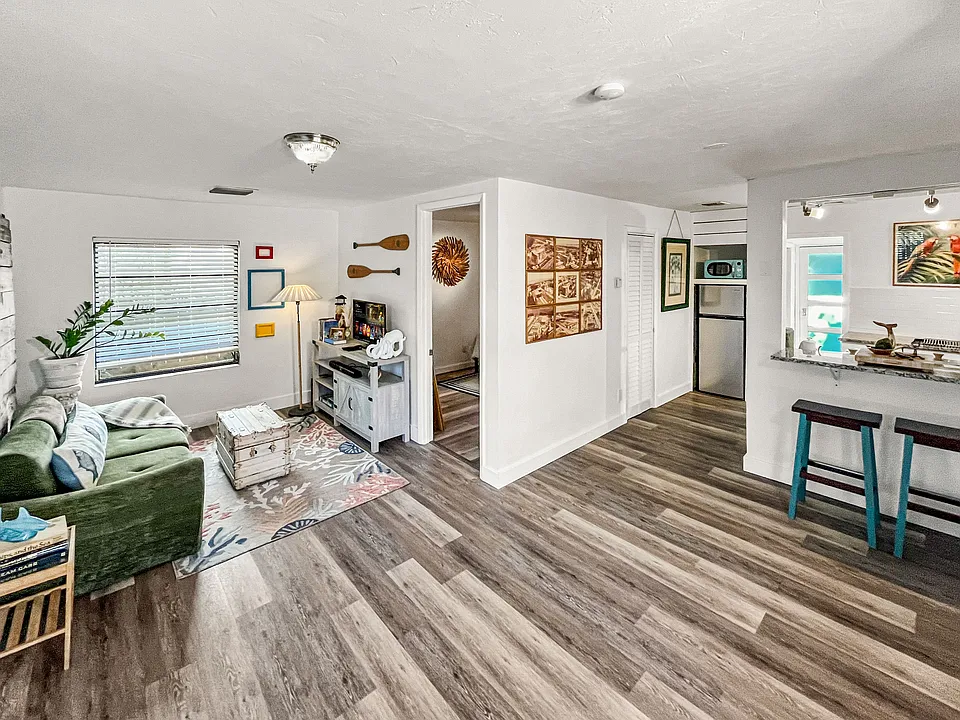166 NW 52nd St
