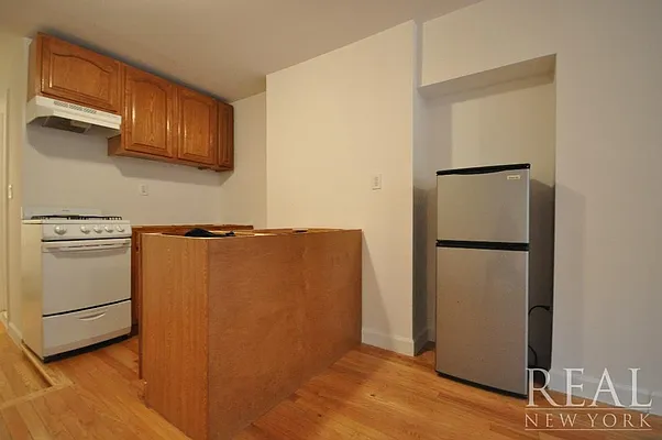 Rented by REAL New York | media 5