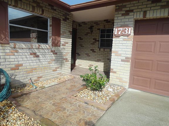 5th image of 1731 Country Club Dr