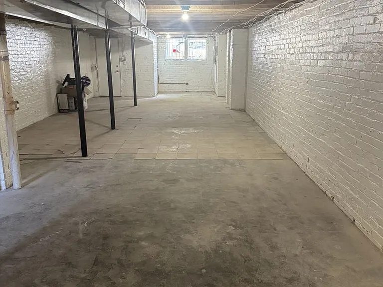 932 Westminster St NW — Photo 23