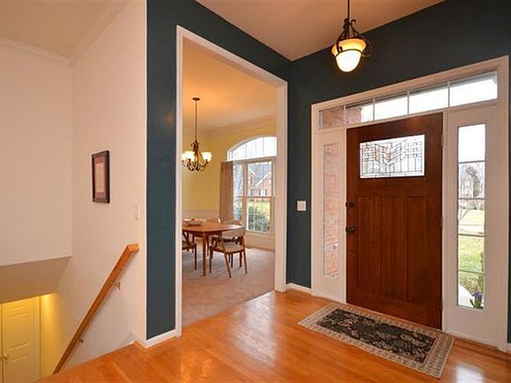 3rd image of 5732 Cleathill Dr
