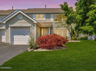 4 Aspen Lane, Freehold, NJ 07728