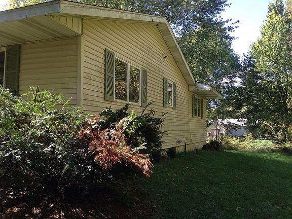 4th image of 7811 Croswell Ave