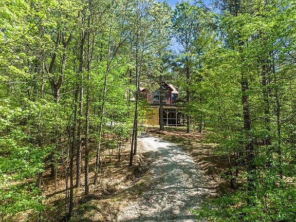 3rd image of 1545 Southern Hills Cir