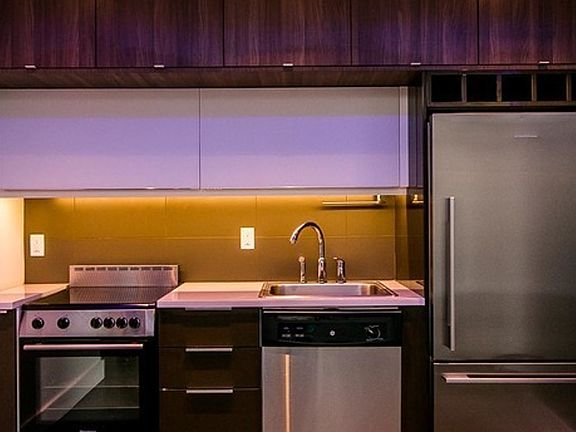 2nd image of 146 Meserole St #4T