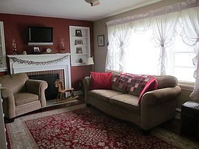 2nd image of 427 Huntington Blvd NE