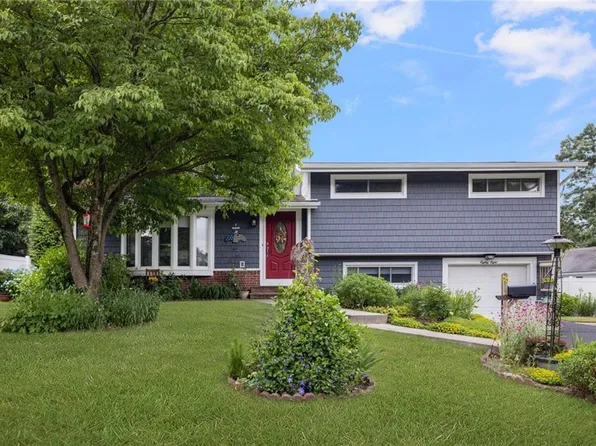 88 Cushing Rd, Warwick, RI 02888