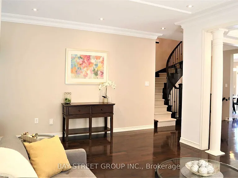 9 Eber St — Photo 15