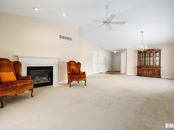 4th image of 10504 N Pheasant Ln