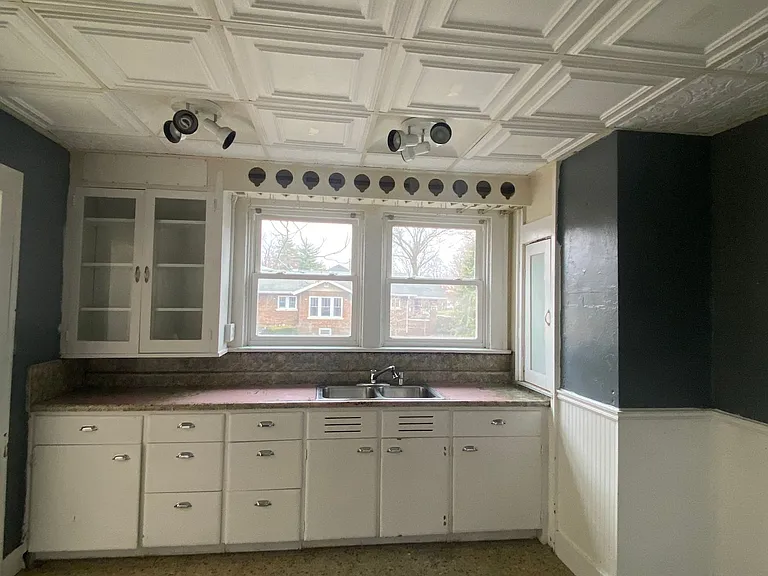 1701 Dial Ct — Photo 9