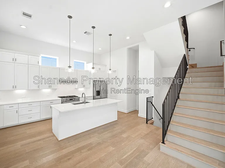 1823 Prospect St #C — Photo 15