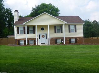 6035 Holder Rd, Clemmons, NC 27012