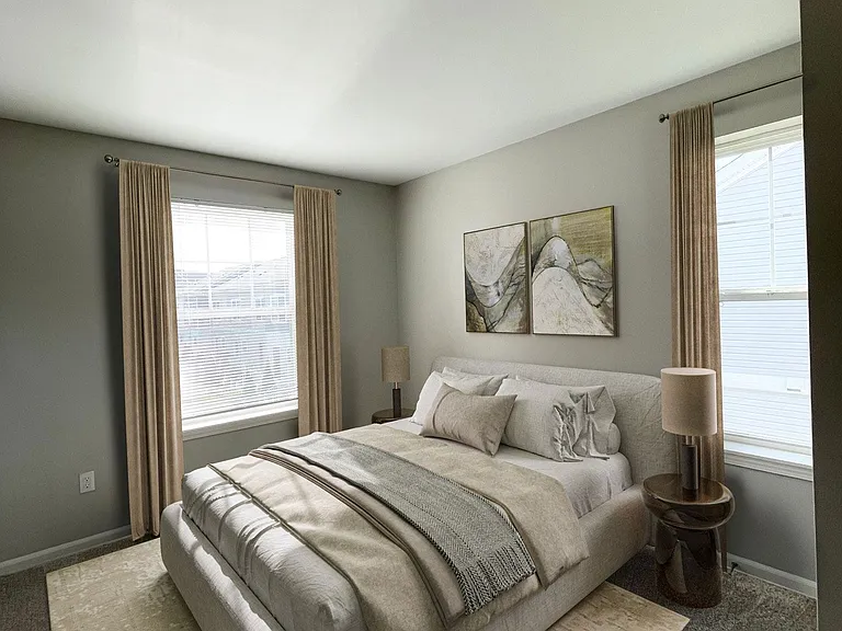 Midtown Pointe Apartments — Photo 6