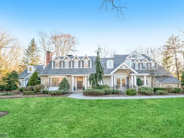 9 Powderhorn Rd, Hohokus Boro, NJ 07423