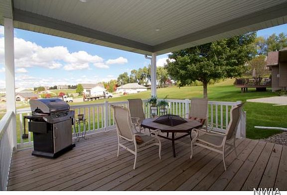 4th image of 4701 Red Rock Ct