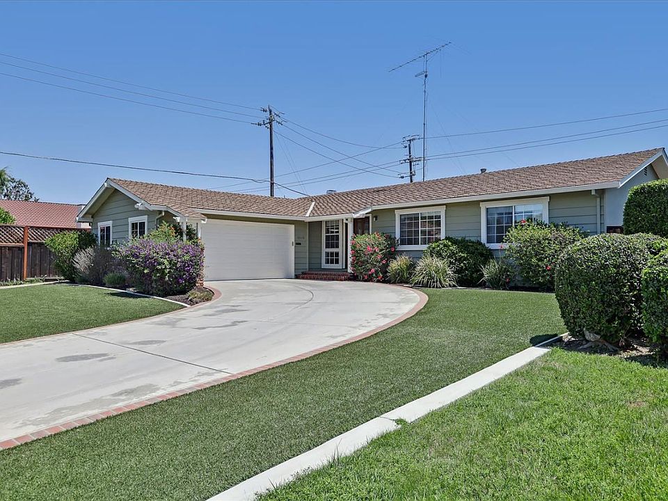 1st image of 10570 Deodara Dr