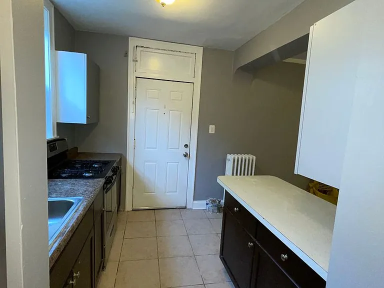 2900-04 N Laramie Avenue W George St #5200-06 — Photo 69