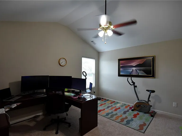 1805 Kingsbridge Ct — Photo 30