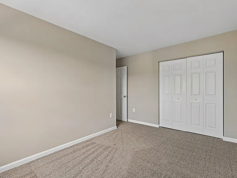 532 Kalmia Sq NE — Photo 23